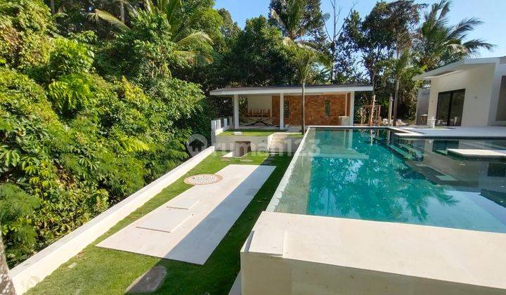 Modern Joglo Villa In The Rice Field Near Ubud 1