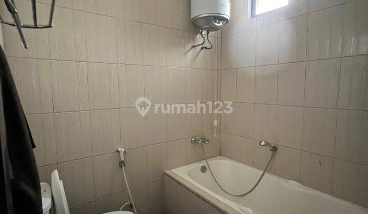 Disewakan Rumah 2 Lantai Bagus Sekali Cluster Summer Bliss Furnished 12