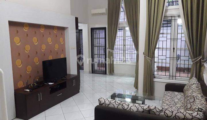 Disewakan Rumah 2 Lantai Bagus Sekali Furnished At Cluster Menteng, Lippo Cikarang 3