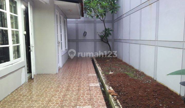 Disewakan Rumah 2 Lantai Bagus Sekali Furnished At Cluster Menteng, Lippo Cikarang 7