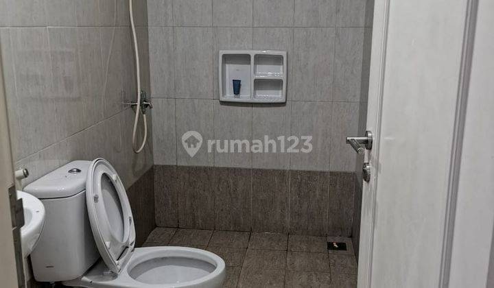 Disewakan Rumah 2 Lantai Bagus Furnished di Jl. Alam Serasi Cluster Ambrosia, Lippo Cikarang Bekasi, Jawa Barat  4