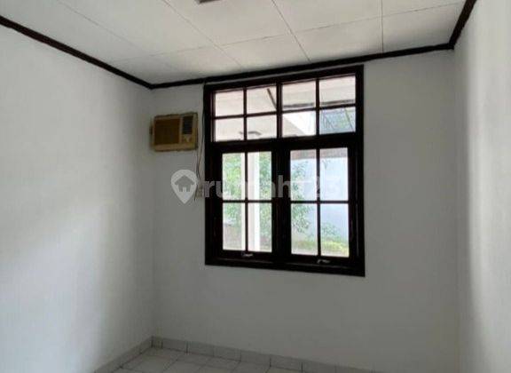 Disewakan Rumah 2 Lantai Bagus Unfurnished di Jl. Palem Utama Raya Cluster Beverly Lippo Cikarang, Bekasi Jawa Barat 5