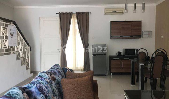Rumah 2 Lantai Full Furnish At Cluster Florencia 