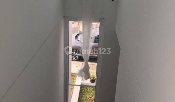 Rumah 2 Lantai Semi Furnished At Savasa , Delta Mas Bekasi 3