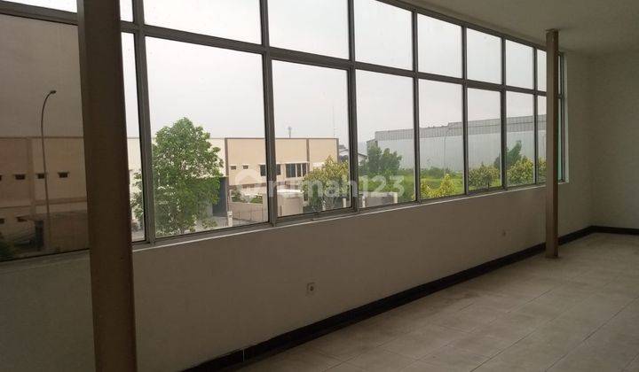 Dijual Gudang Strategis Di Dalam Kawasan Delta Silicon 3  4