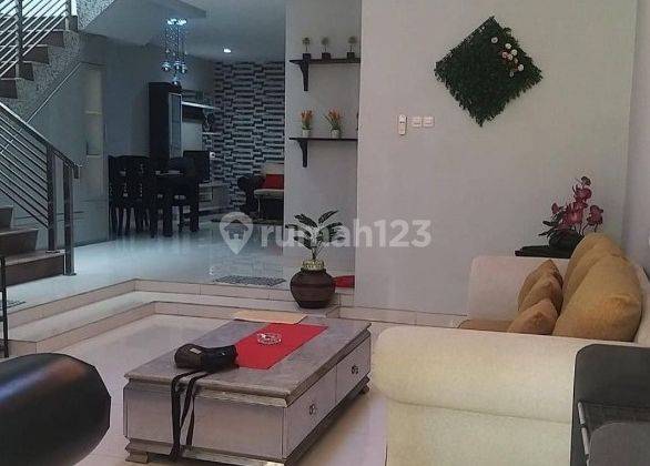 Disewakan Rumah 2 Lantai Fully Furnished Cluster Meadow Green Lippo Cikarang 2