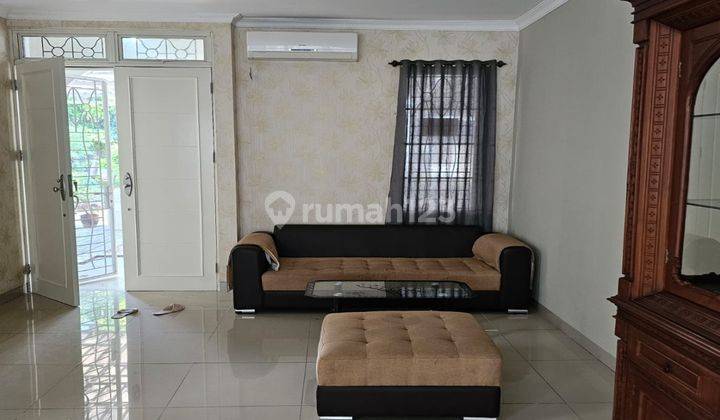 Disewakan Rumah 2 Lantai Modern Minimalis Fully Furnish At Lippo Cikarang. 1