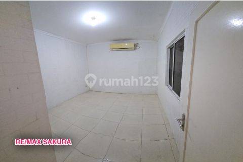 Dijual Rumah 1.5 Lantai Modern Minimalis Full Renovasi di Lippo Cikarang 2