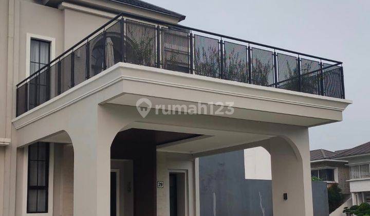 Jual Cepat Rumah 2 Lantai Renovasi Full Furnished Siap Huni  2