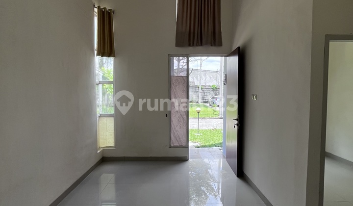 For Quick Sale: Single-Story House in Serpong Garden 2, Cisauk, Tangerang For Quick Sale: Single-Story House in Serpong Garden 2, Cisauk, Tangerang