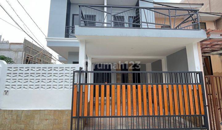 Jual Rumah 3 Lantai di Cendana Residence Pamulang Tangsel 1