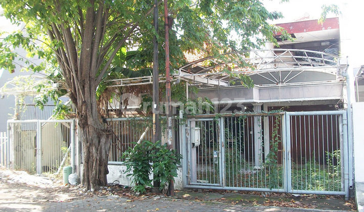 Rumah di Manyar Tirtomoyo Surabaya Timur, SHM, Hadap Barat