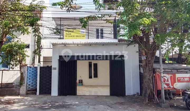 Office at Jl. Ahmad Jais Surabaya, Strategic Location in the City Center, Suitable for Office / Warehouse