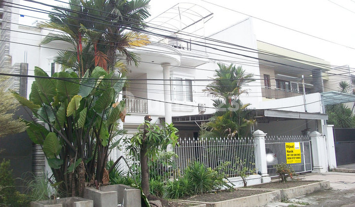 Rumah di Kertajaya Indah Tengah Surabaya Timur, Luas Tanah 15 X 40 M2, 2 Lantai, bisa untuk Rumah Tinggal / Kantor, Row Jalan Lebar 2