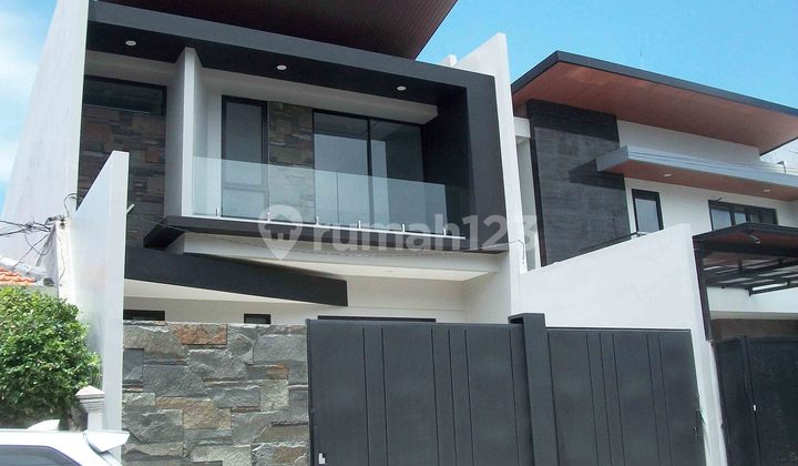 Rumah Baru Gress !!! di Manyar Jaya Surabaya Timur, Minimalis, 2 Lantai... SUDAH READY BURUANN !!! Rumah Baru Gress !!! di Manyar Jaya Surabaya Timur, Minimalis, 2 Lantai... SUDAH READY BURUANN !!!