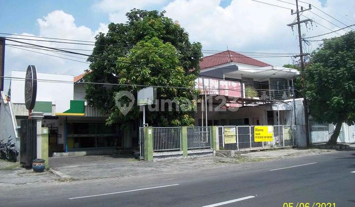 Rumah Usaha di Jl. Kartini, Strategis, Pusat Kota, Cocok untuk Resto, Klinik, Kantor dsb 2