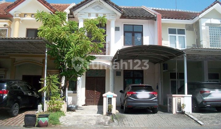 Rumah di Pakuwon City Cluster Sorrento Surabaya Timur, 2 Lantai, Hadap Utara, Siap Huni 1