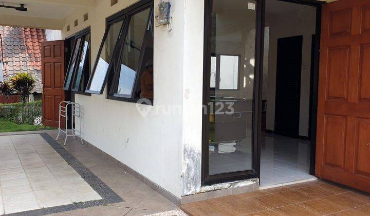 Villa di Grand Trawas Mojokerto, 2 Lantai, Semi Furnished 2