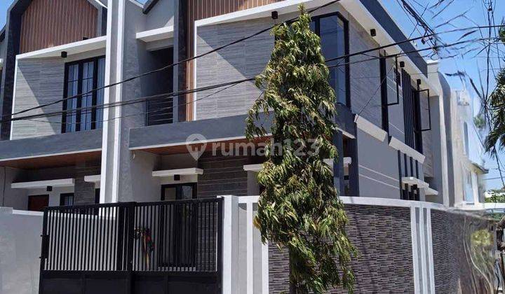 Rumah Baru Gress di Sutorejo Prima Selatan Surabaya Timur, Minimalis, 2 Lantai, Hook/Pojokan, Semi Furnished 2