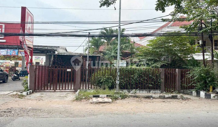 Rumah di Raya Tenggilis Surabaya Selatan, Cocok untuk usaha Resto / Cafe / Kantor / Klinik dsb... Strategis Nol Jalan Raya