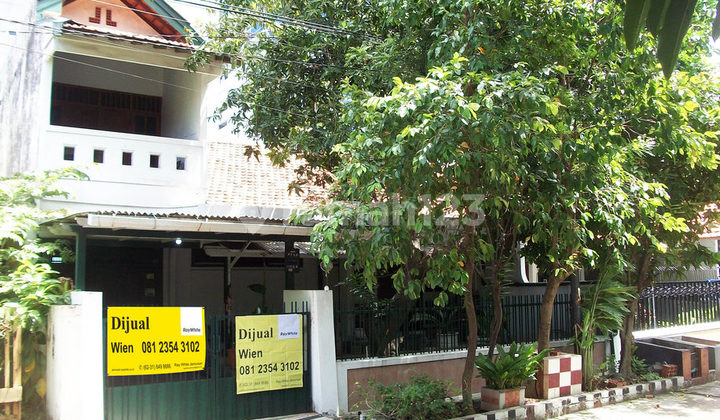 Rumah di Kendangsari Surabaya Selatan, Strategis Dekat Jl. Raya Jemursari & Jl. Raya Margorejo, Bebas Banjir Rumah di Kendangsari Surabaya Selatan, Strategis Dekat Jl. Raya Jemursari & Jl. Raya Margorejo, Bebas Banjir