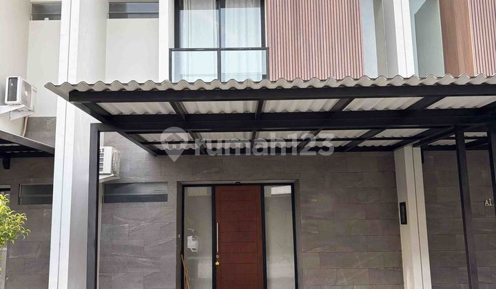Rumah di Central Park Juanda Sidoarjo, Minimalis, 2 Lantai, Semi Furnished, SIAP HUNI 1