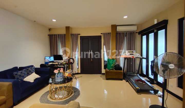 Rumah Full Furnished Berikut 10 Kamar Kost Strategis di Kebayoran Lama (PR)
