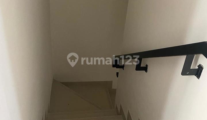 A modern 2-story house in the Alegria cluster at BSD. 2