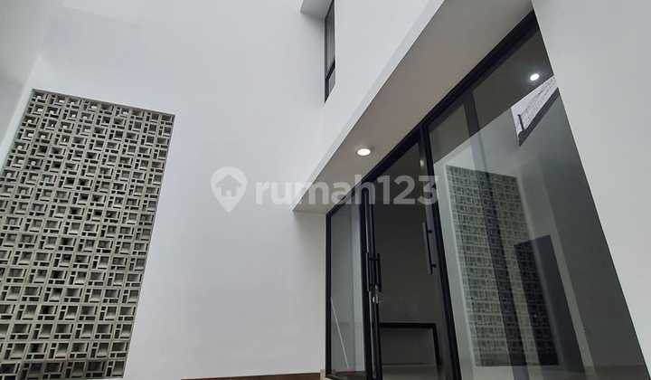 Rumah Baru 2 Lantai Bagus, Siap Huni Discovery Serenity Bintaro 2