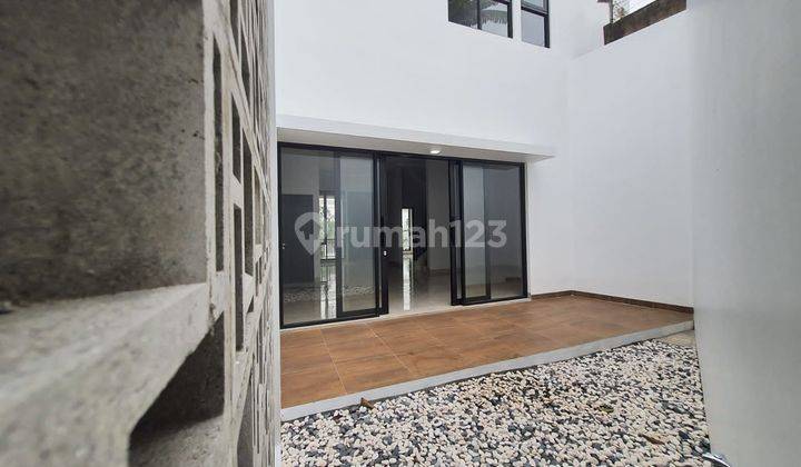 Rumah Baru 2 Lantai Bagus, Siap Huni Discovery Serenity Bintaro 19