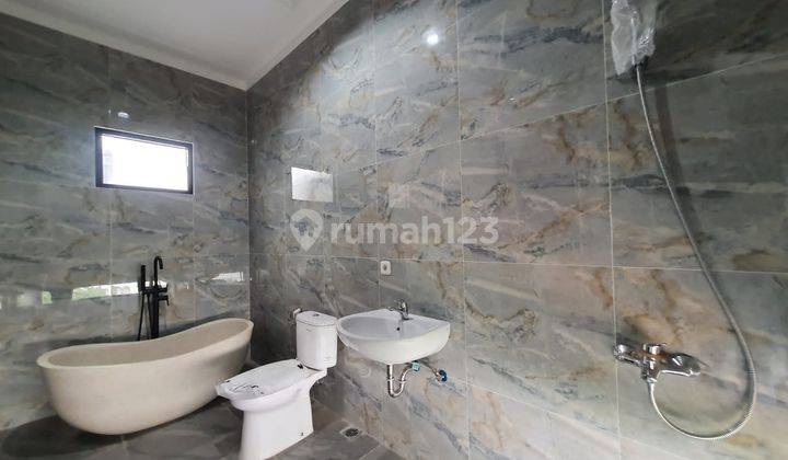 Rumah Baru 2 Lantai Bagus, Siap Huni Discovery Serenity Bintaro 21