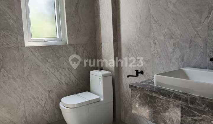 Rumah Mewah Modern Classic di Kebayoran Baru Jakarta Selatan 2