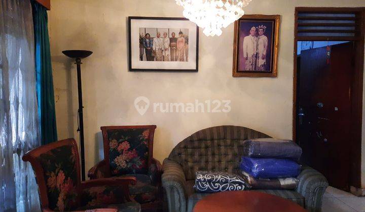  Rumah Unfurnished Bagus SHM - Sertifikat Hak Milik di Bintaro 2