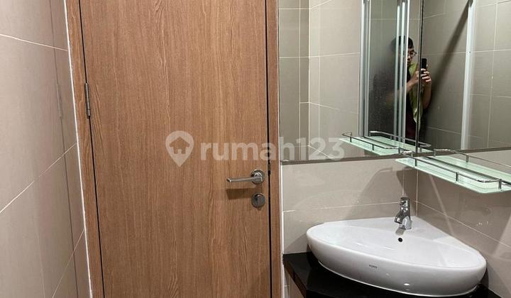 For Rent Apt B Res Tower Tulip, Fully Furnished Ready to Move In. Brand New Condition. Suitable for Students at Prasmul and Surrounding Areas.