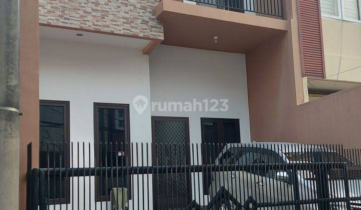 Rumah 2 Lantai Luas 6x15 90m2 Type 3kt di Kelapa Hibrida Kelapa Gading Jakarta Utara 1