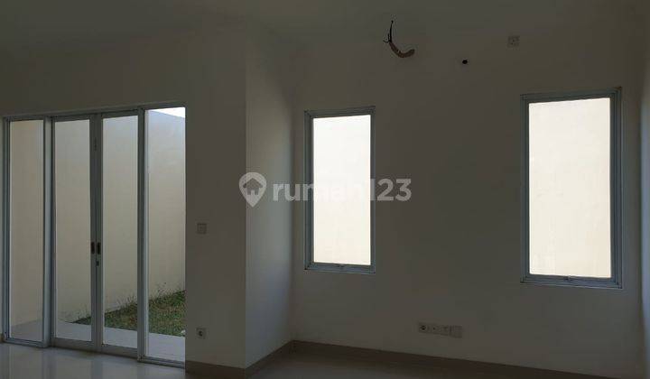 Rumah 2 Lantai Luas 10x17 170m2 Type 4+1kt di Cluster Thames Jgc Jakarta Garden City Cakung 2