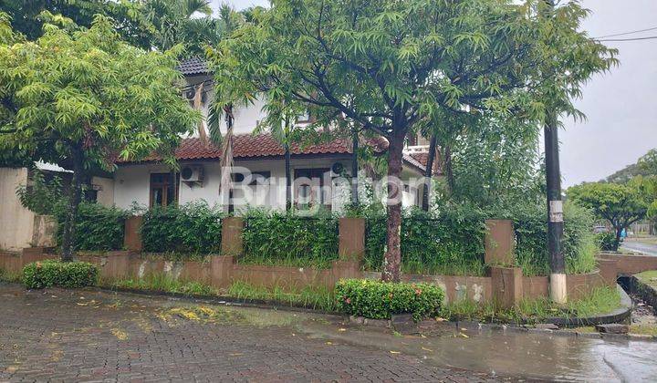 Rumah Kontrak Banyak Kamar Strategis Pinggir Jalan Kemang Pratama 2