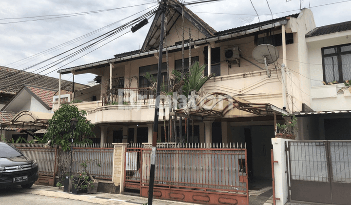 RUMAH 2 LANTAI STRATEGIS DI JATIBENING 2