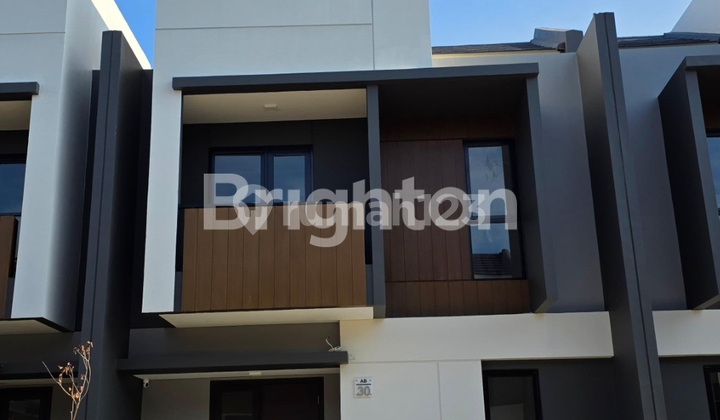 DI JUAL RUMAH CLUSTER REGIA SUMMARECON CROWN GADING BEKASI