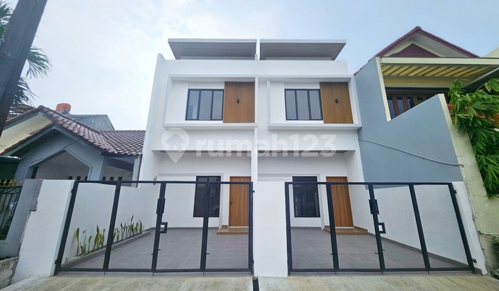 Rumah Modern Bebas Banjir di Kawasan Harapan Indah