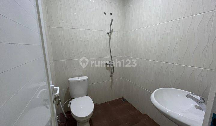 Sewa Rumah furnished Bagus Meadow Green Lippo Cikarang 10