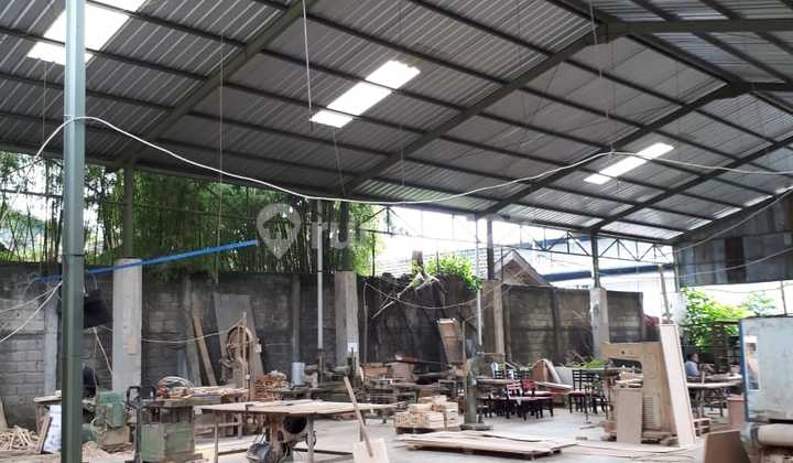 Gudang Jl.Padat Karya Desa Cukanggalih (LT/LB 1535/600 m)