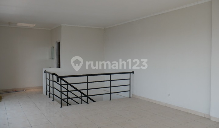 Ruko City Square - Hoek (Ukuran 5,5x13,5 m) Ruko City Square - Hoek (Ukuran 5,5x13,5 m)