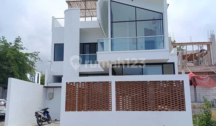 Villa Uluwatu Bali (Ukuran LT/LB 105/171 m)