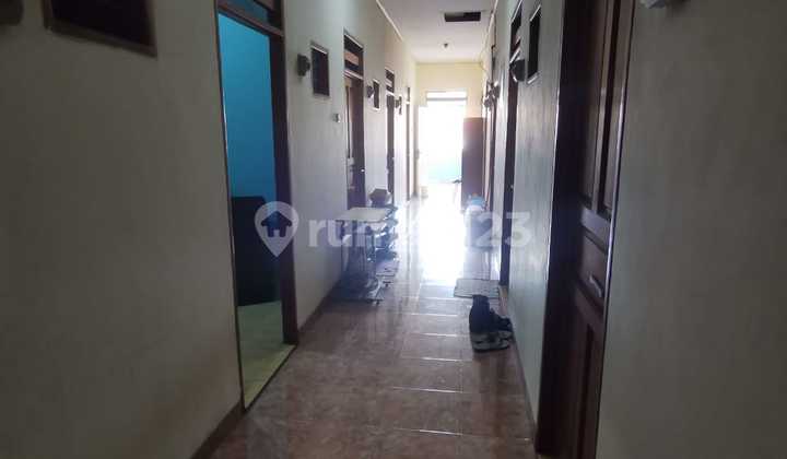 Kos-Kosan Kebon Jeruk (Ukuran 7x18 m) Kos-Kosan Kebon Jeruk (Ukuran 7x18 m)