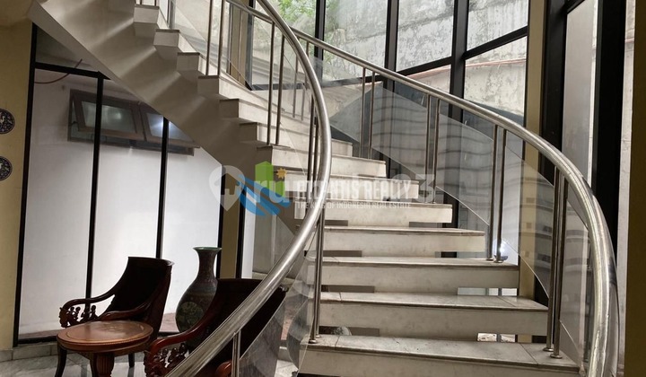 For Sale House in Menteng Central Jakarta