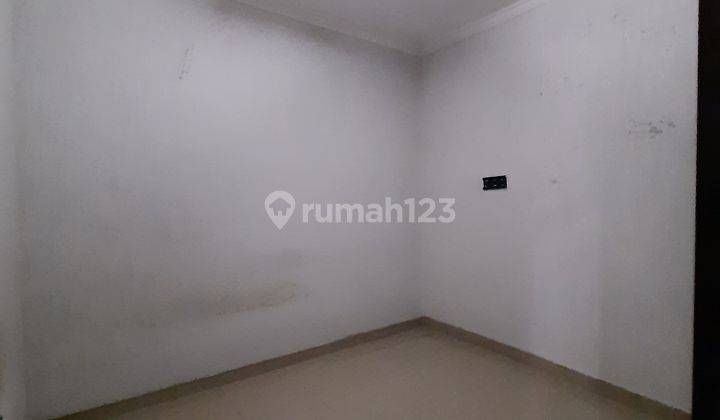 Disewakan rumah dalam cluster bambu hijau jl. Malaka Cipayung, Jaktim  4