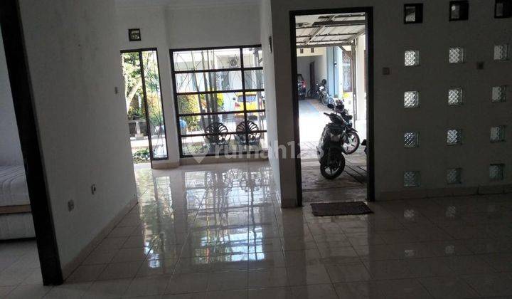 Disewakan rumah siaphuni furnis hook dalam cluster the address Cibubur 2