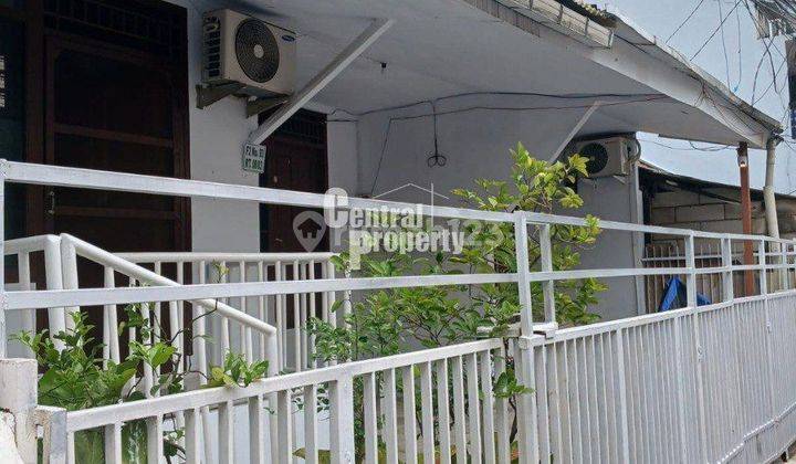 Dijual rumah di Bendungan Hilir Jakarta pusat bisa untuk kosan atau RedDoorz 1