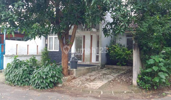 Dijual rumah dalam cluster Hook di Cibubur City Jl.  alternatif Cibubur 2